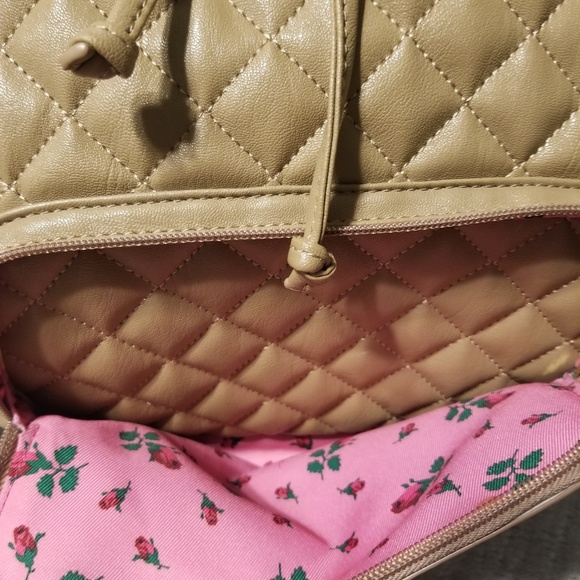 Betsey Johnson Fox Backpack - Picture 3 of 5